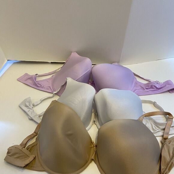3 bras secret treasures 42D - Picture 3 of 6